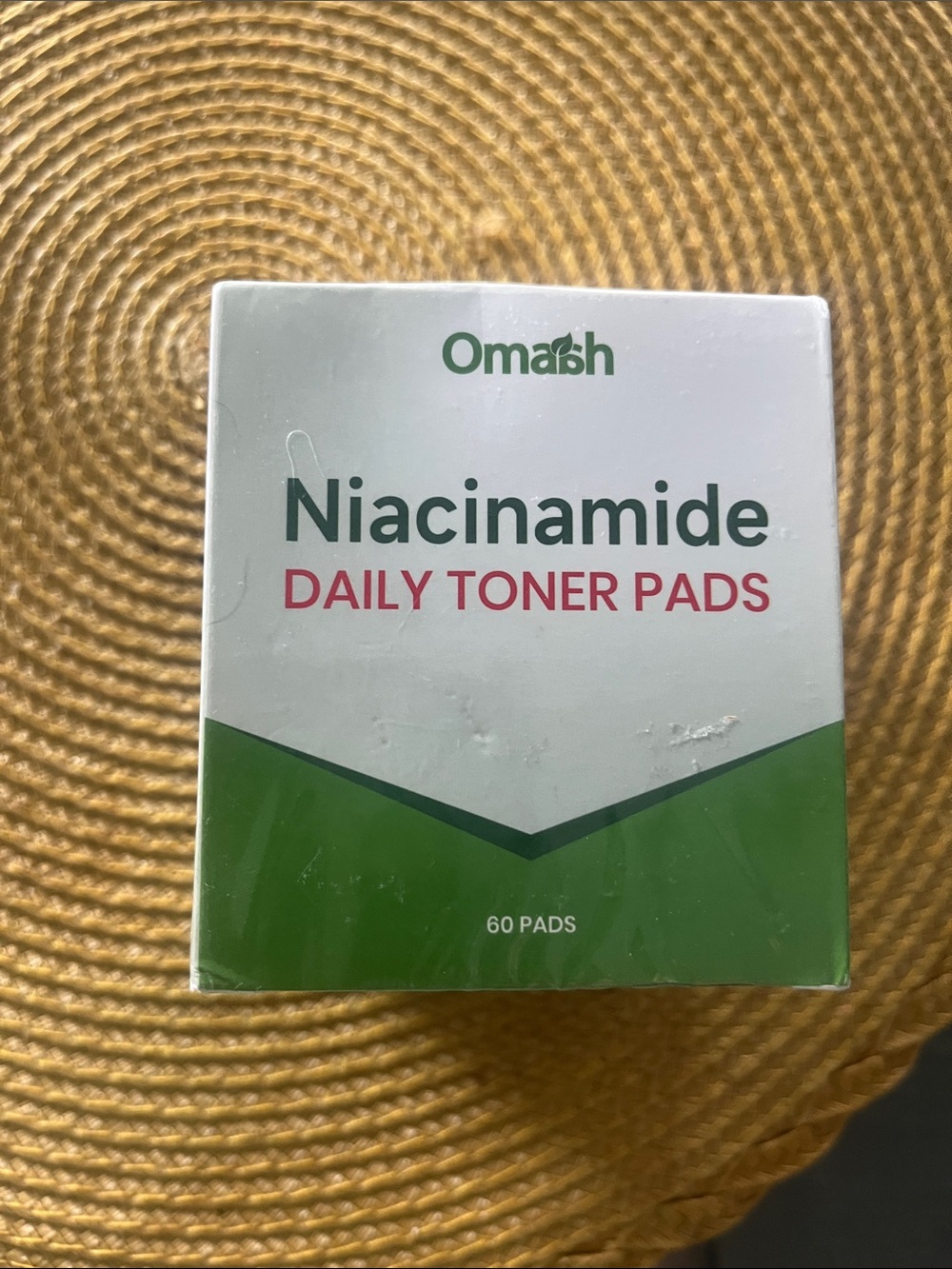 Omarsh Niacinamide Daily Toner Pads - Green & White